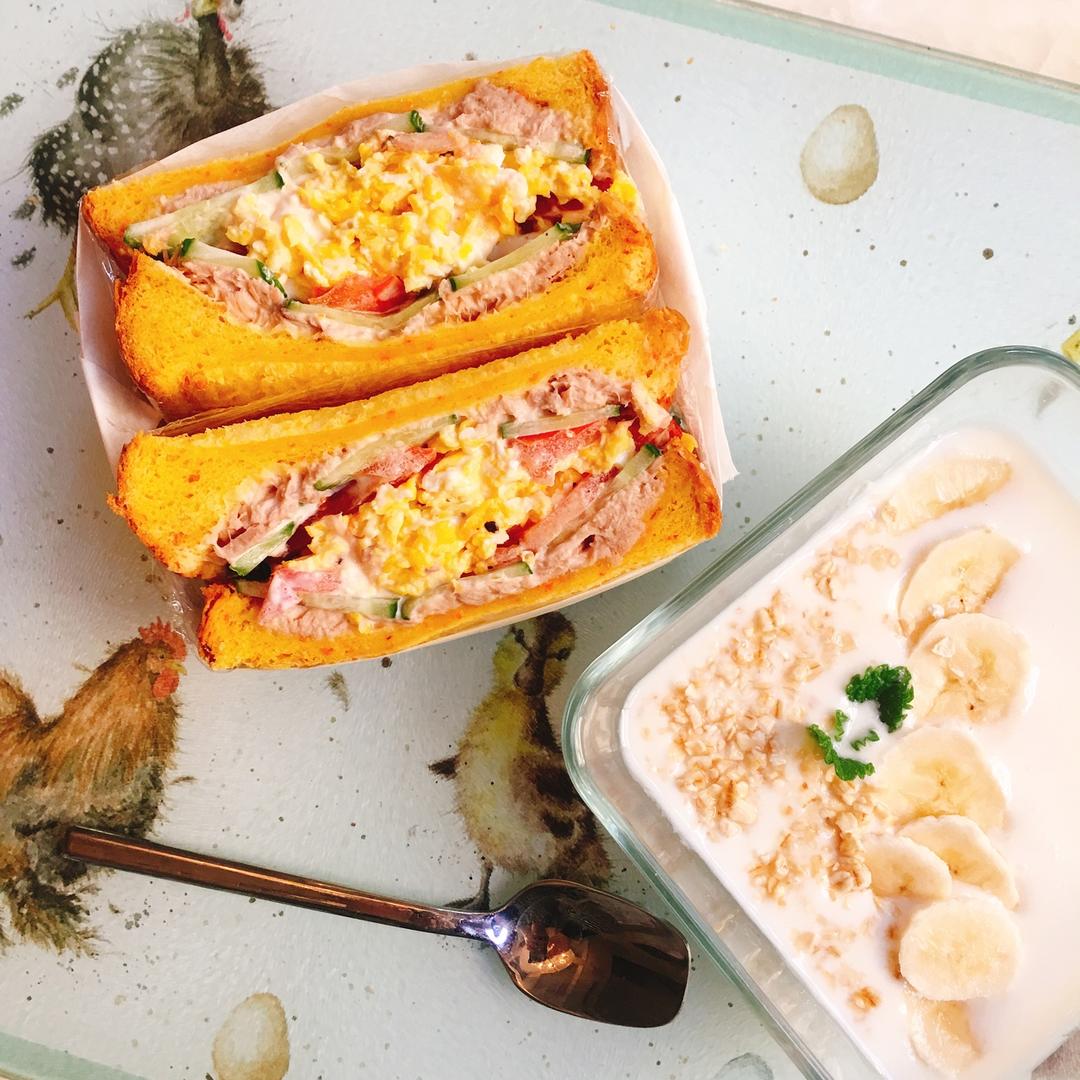 《Tinrry下午茶》教你做吞拿鱼三明治