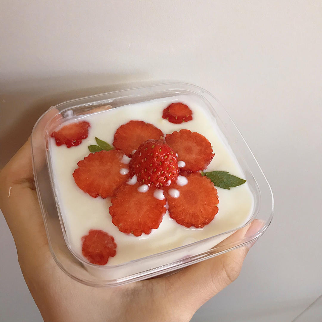 送给你一朵小红花|草莓盒子蛋糕