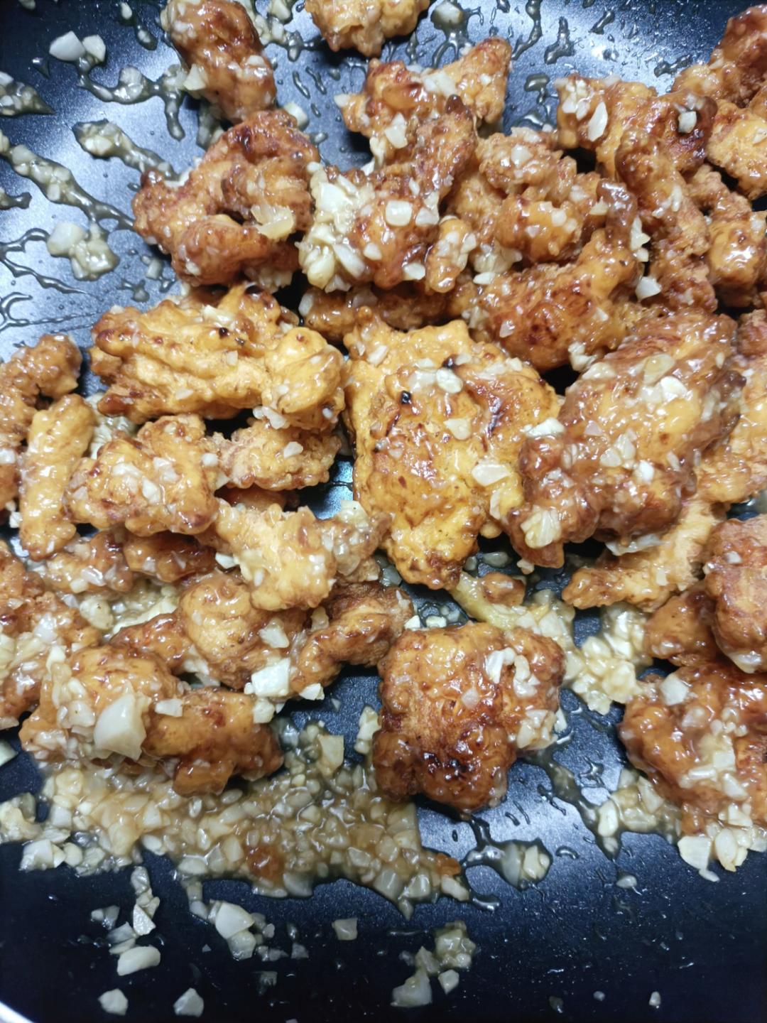好吃到尖叫的韩国炸鸡，“韩式蜂蜜黄油炸鸡”