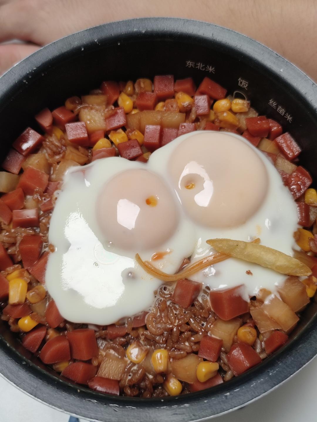 懒人电饭锅香肠焖饭/煲仔饭