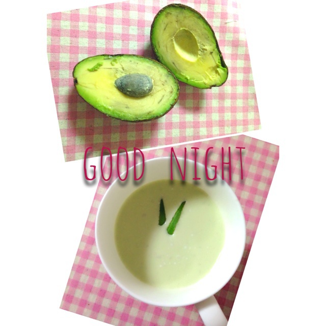 牛油果奶昔