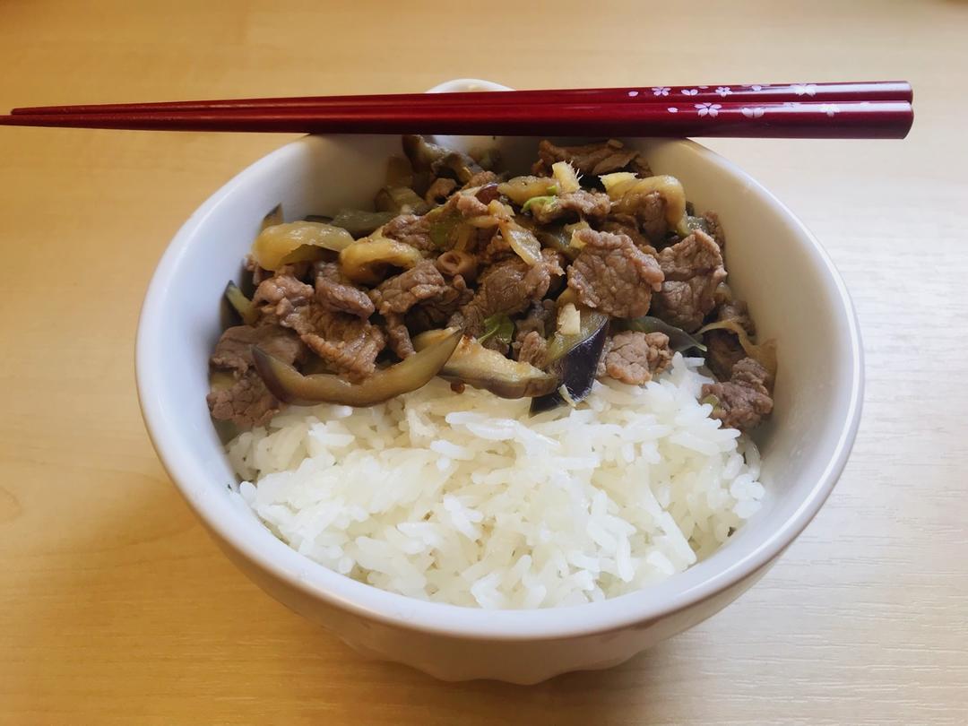 【健康三餐】下饭的牛肉炒茄子