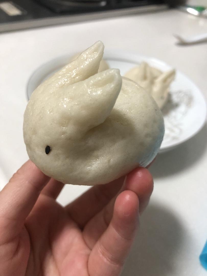 小白兔豆沙包🐰