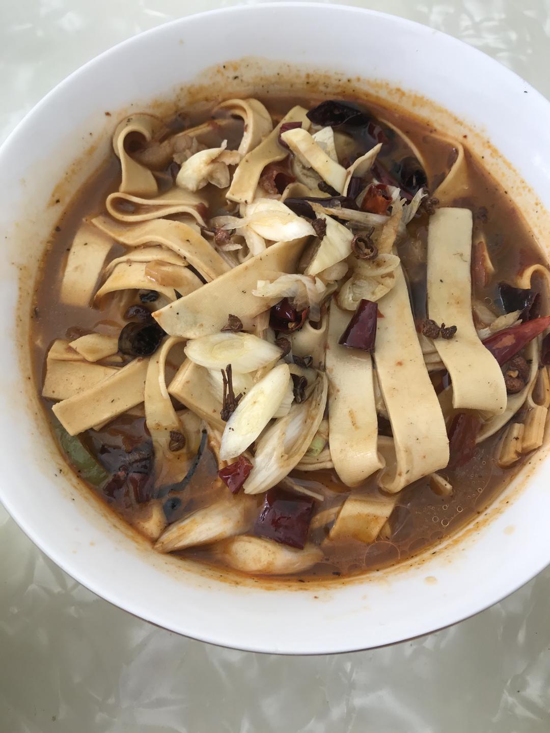水煮豆皮的做法