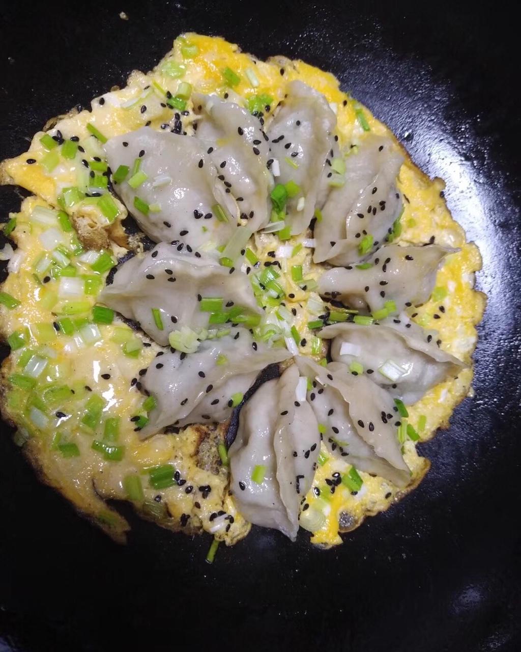 抱蛋煎饺