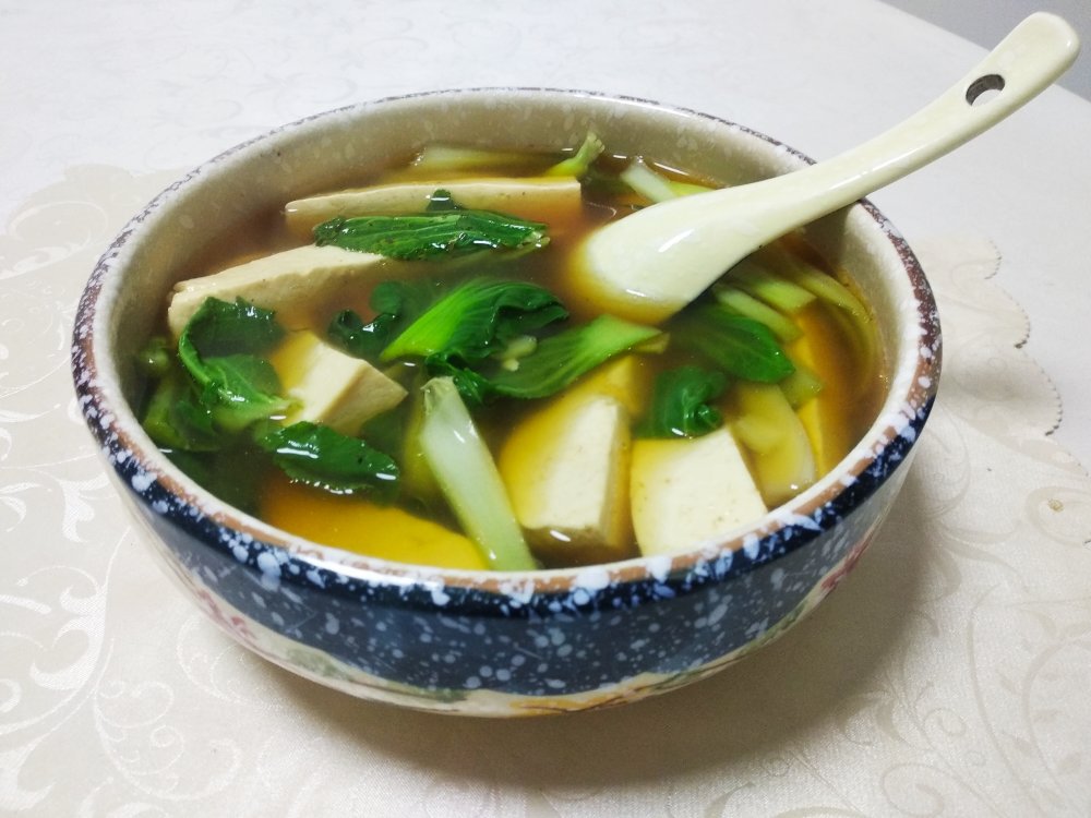 营养健康的白菜豆腐汤
