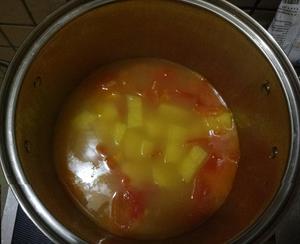 番茄鱼汤的做法 步骤3