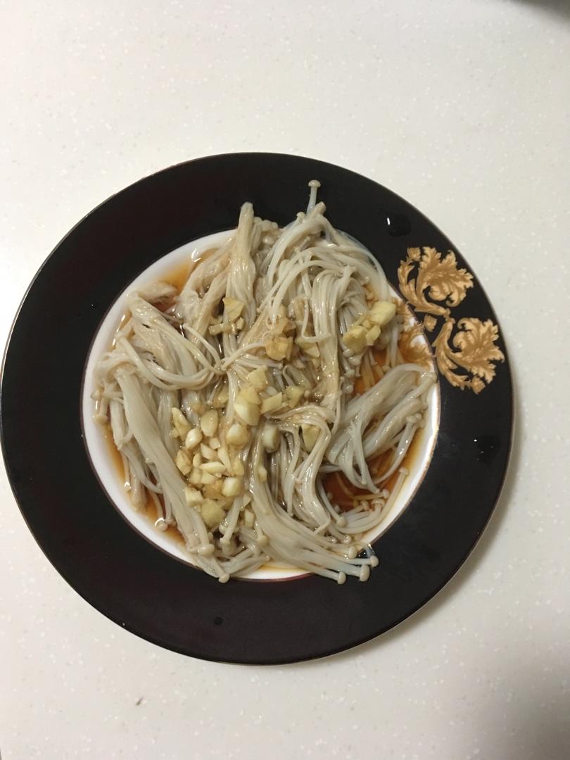 凉拌金针菇