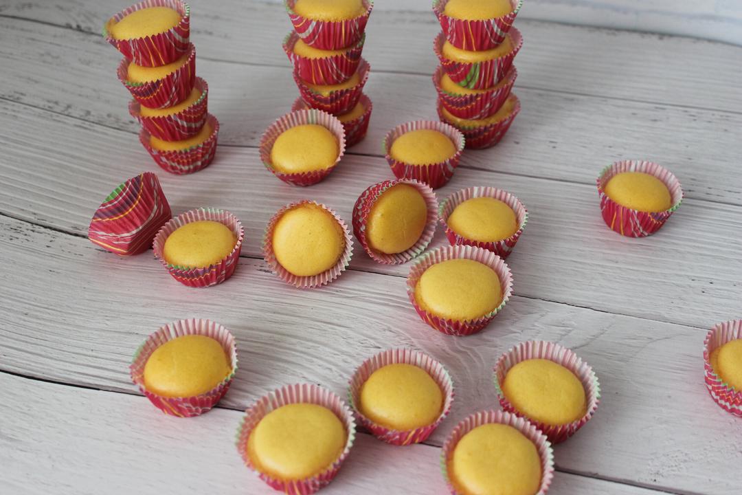 宝宝辅食—无油无糖迷你小蛋糕