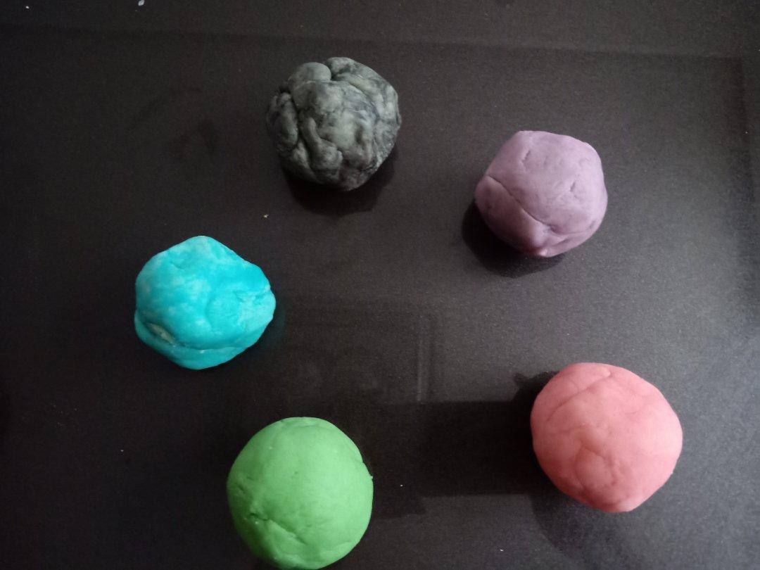 自制安全橡皮泥（非塔塔粉）