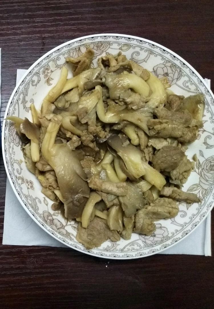 秀珍菇炒肉片