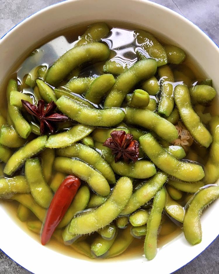 盐水煮毛豆