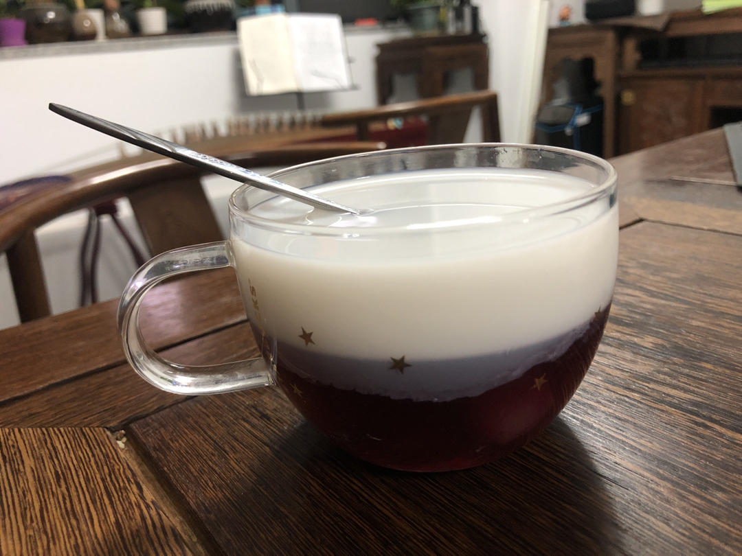 全网超火的葡萄撞奶，做法太简单了