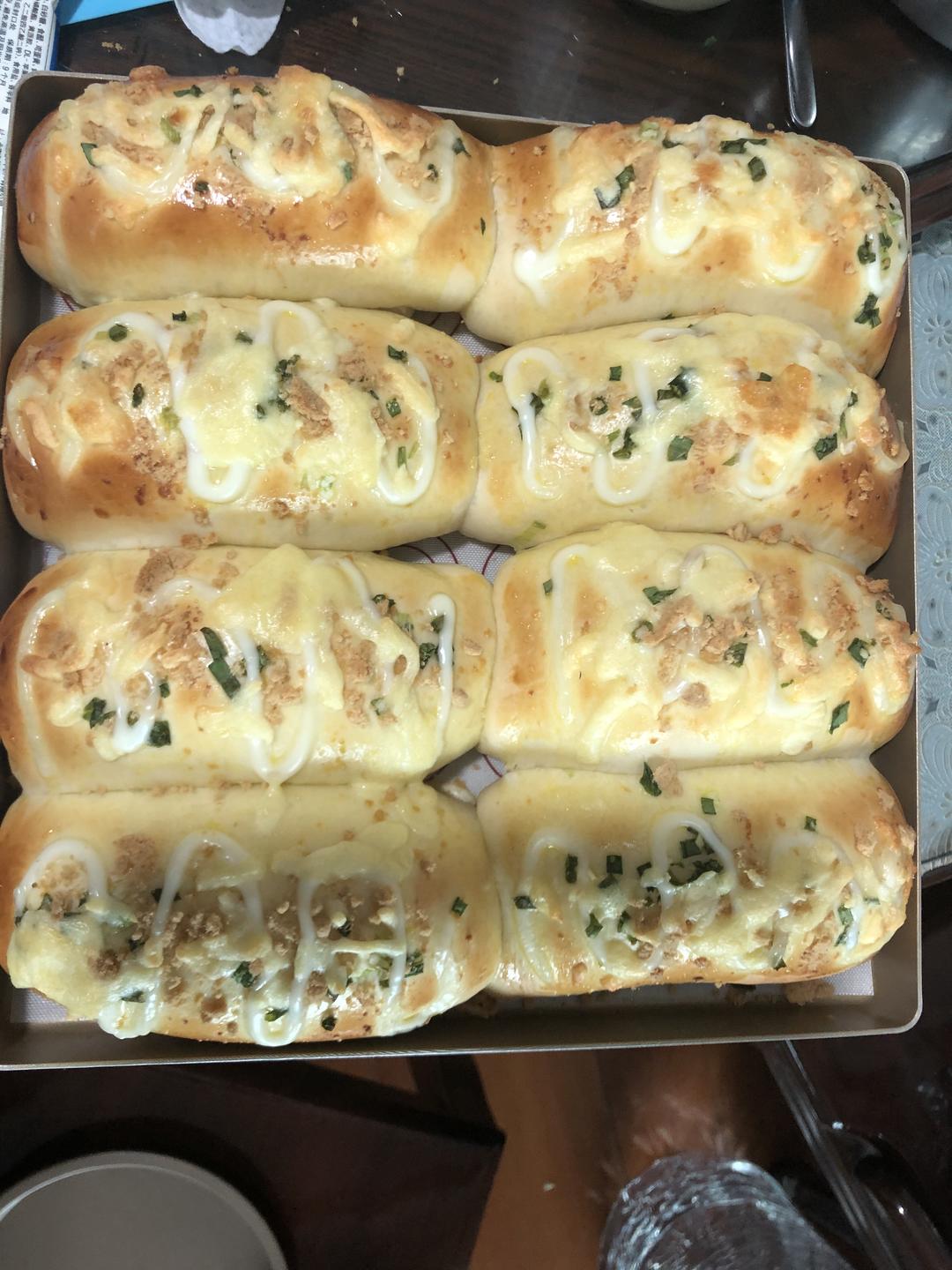 葱香火腿肉松面包