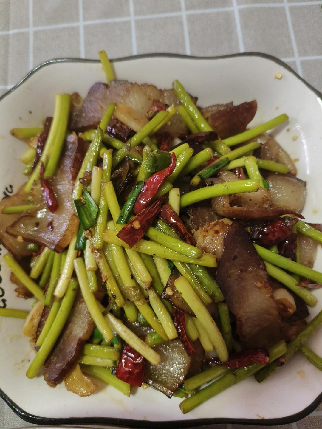 蒜苗炒腊肉