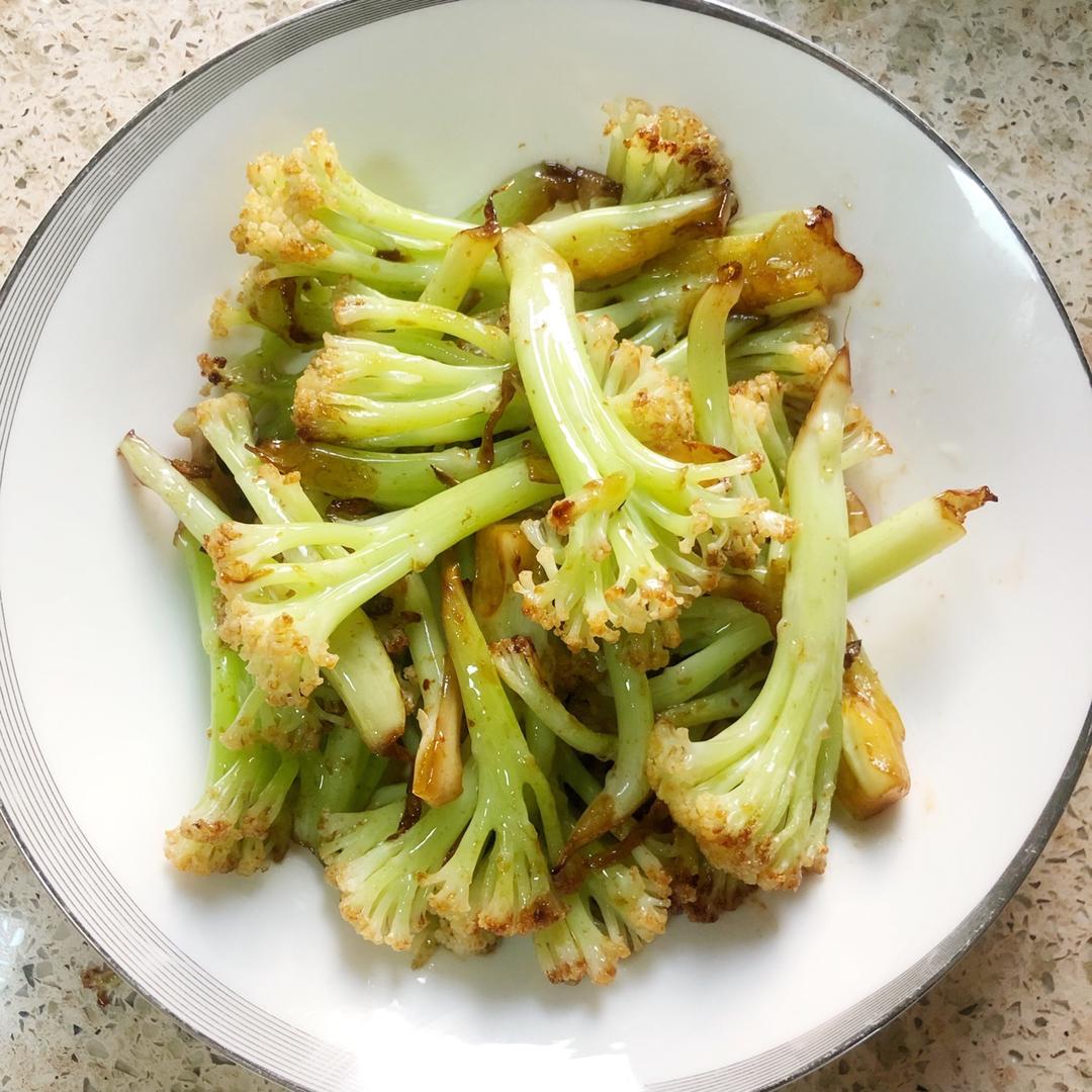 老丁的私房菜-干锅花菜