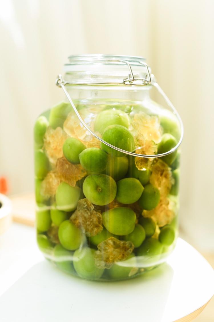 五月酿酒-泡一罐充满夏天味道的青梅酒的做法