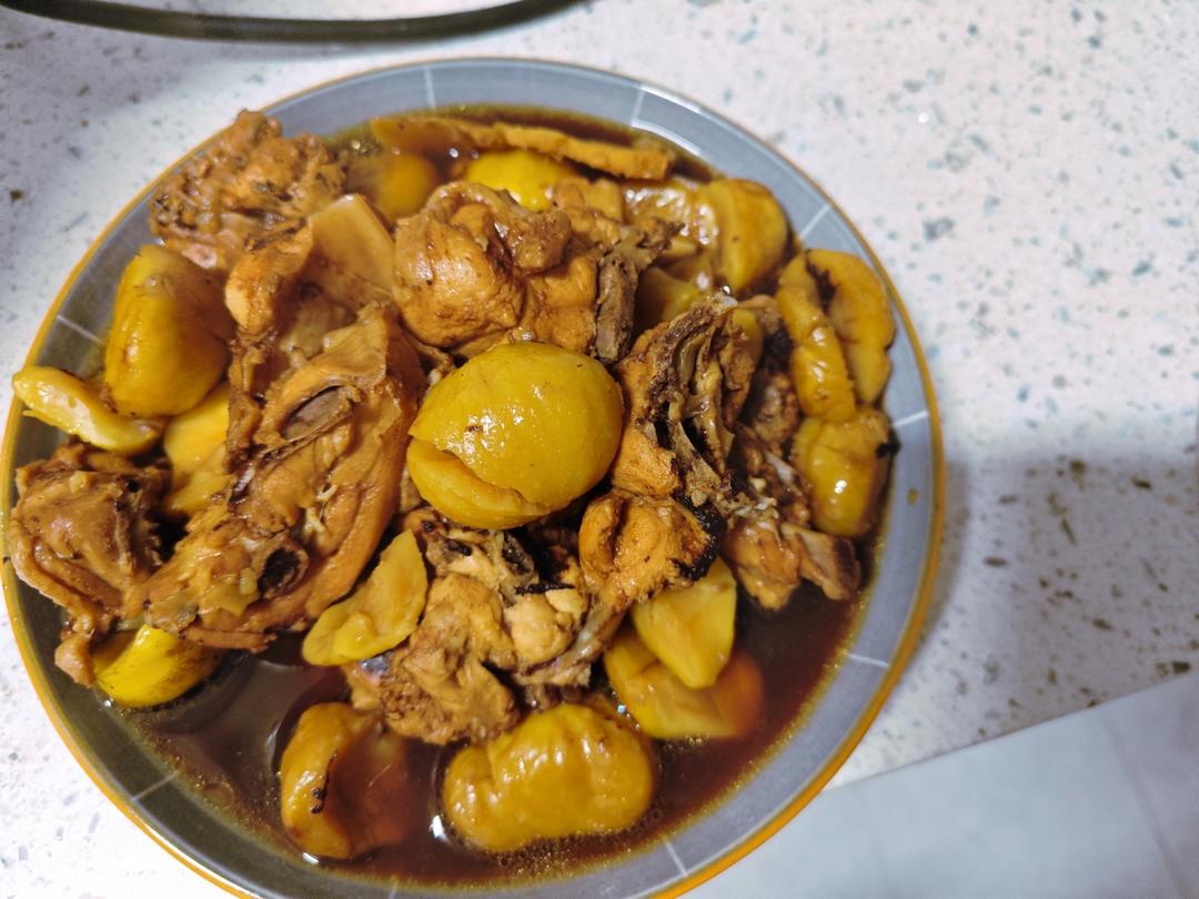 【栗子烧鸡】鸡肉都给你吃，栗子归我~