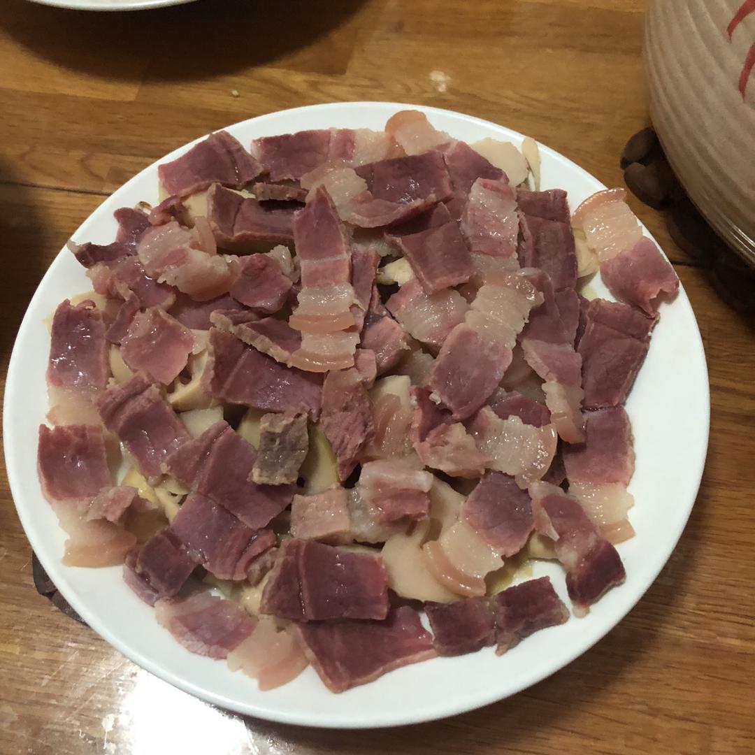 咸肉蒸笋