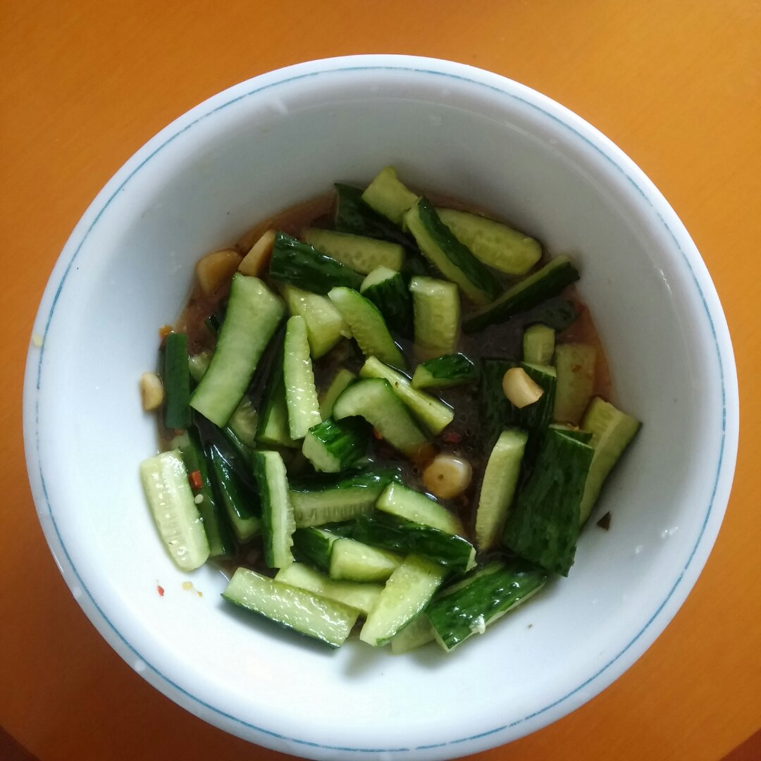 凉拌黄瓜