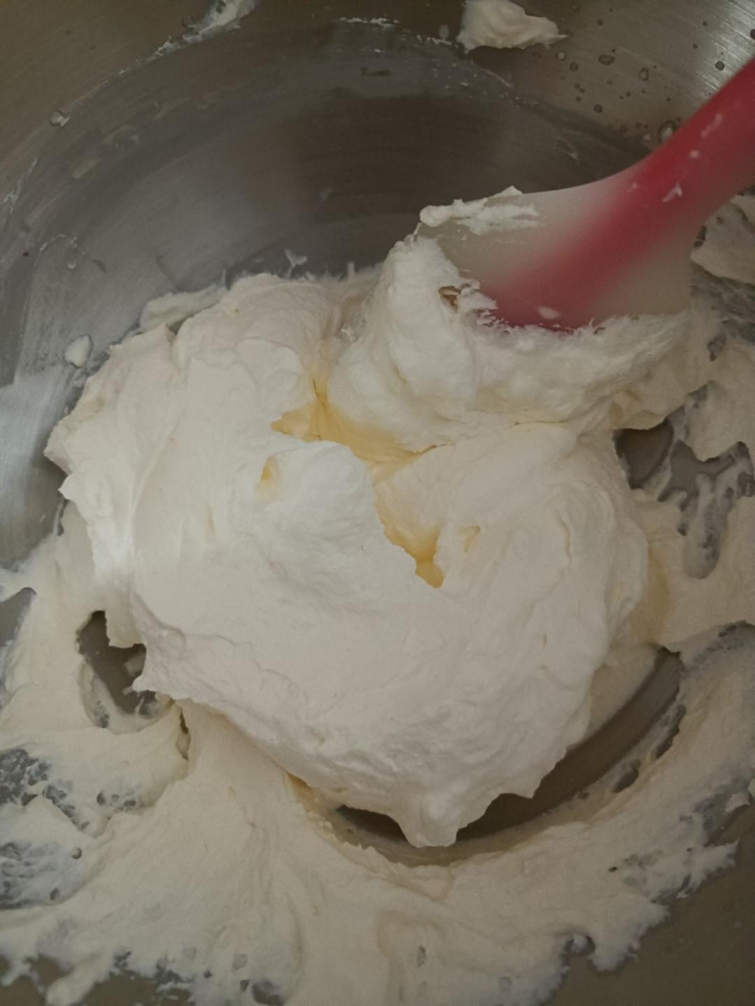 奶粉、黄油自制淡奶油