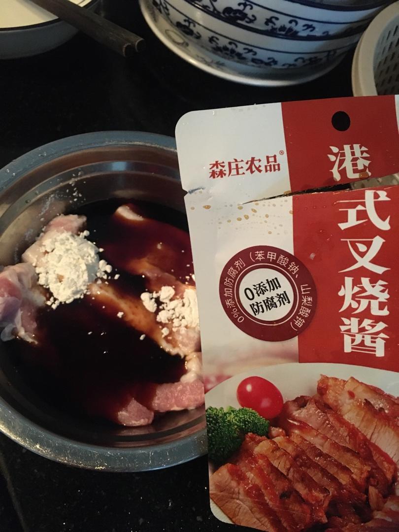 不加一滴水的电饭煲叉烧