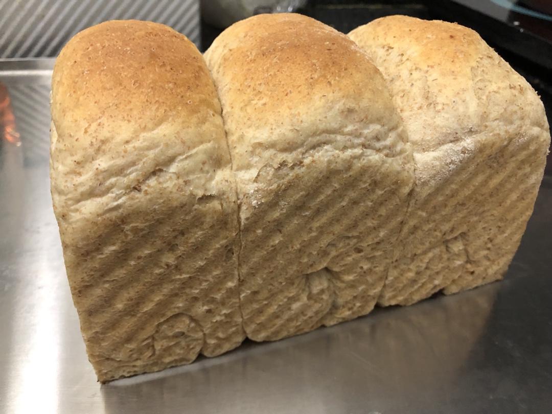 全麦红豆吐司🍞