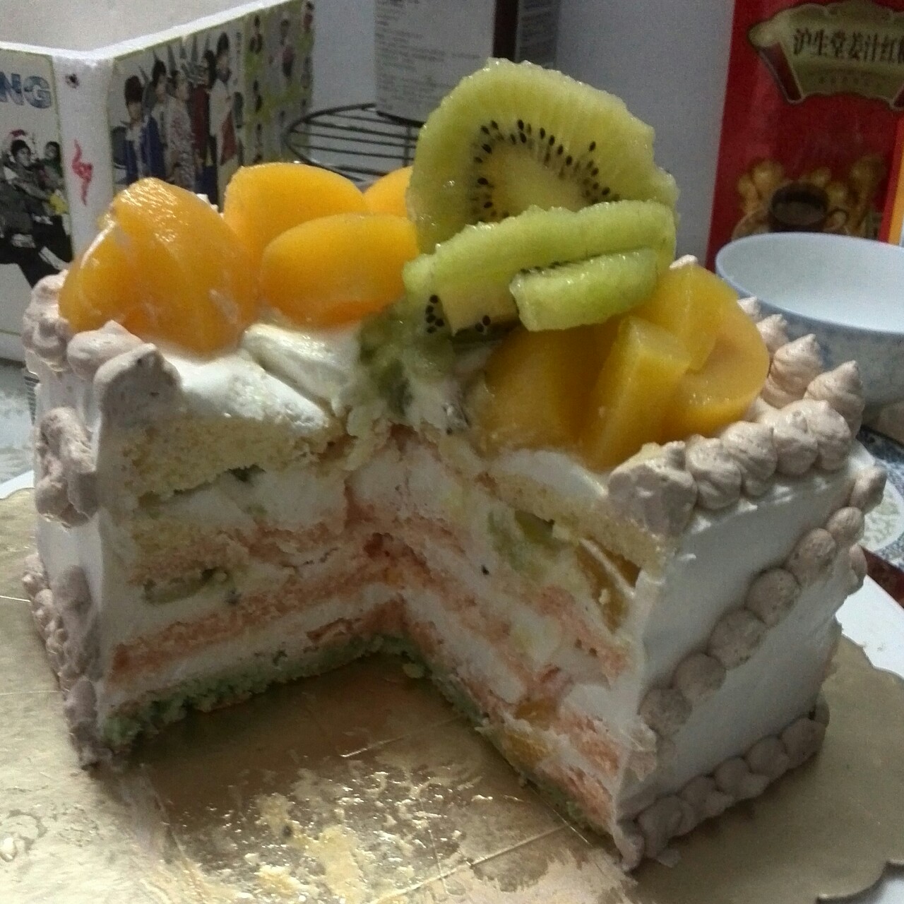 6寸草莓奶油戚风蛋糕