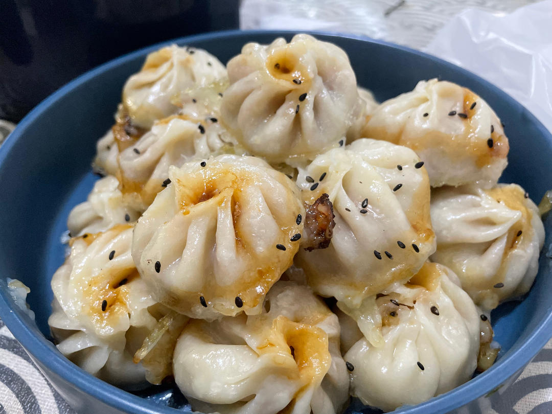 免揉面‼️脆底爆汁‼️懒人版拇指生煎包‼️