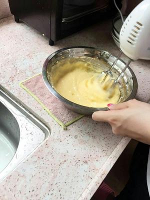 冰皮月饼（蛋黄陷）的做法 步骤7