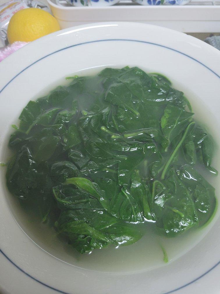 枸杞叶鱼汤