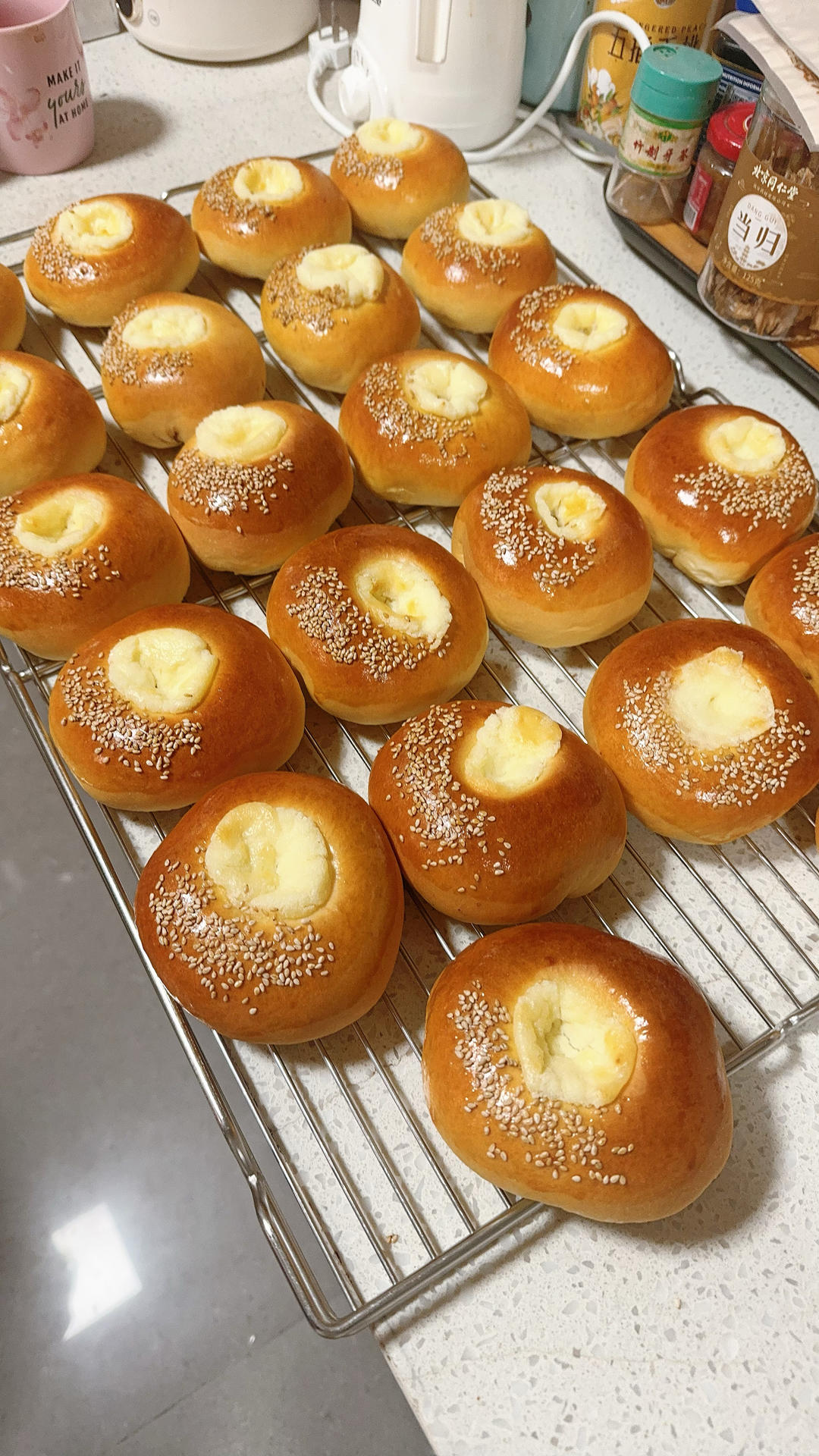 锁死这个万能台式面团，造型独特的「红豆奶酪包」！