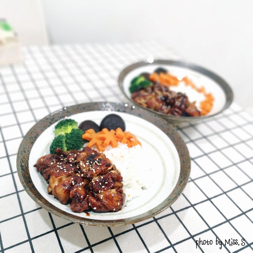 照烧鸡腿饭