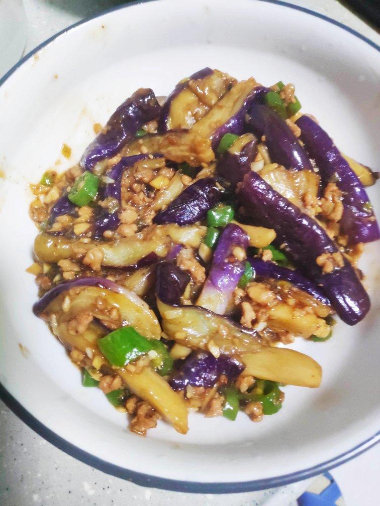厨师长教你：“肉末烧茄子”的家常做法，口感软糯适合下饭，收藏