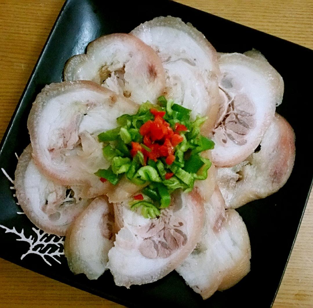 君怿做的蘸汁肘花
