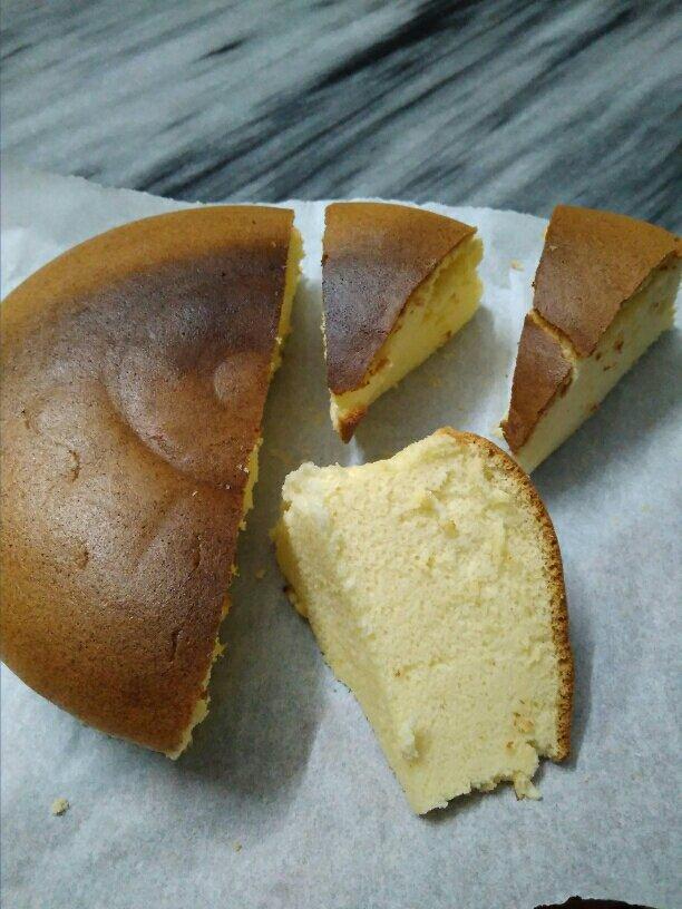 烤箱做蛋糕（戚风蛋糕的做法）