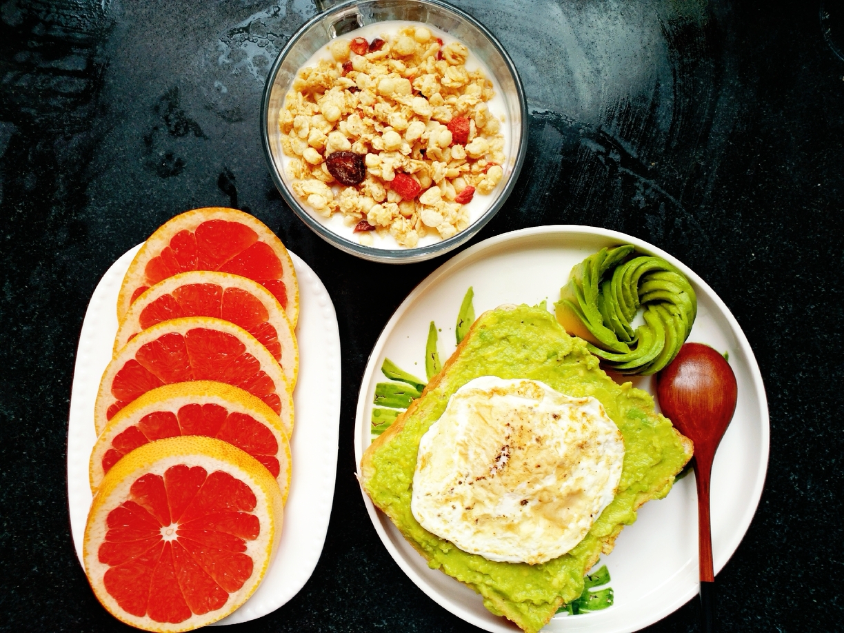 健身低脂快手早餐：牛油果吐司的做法 步骤5