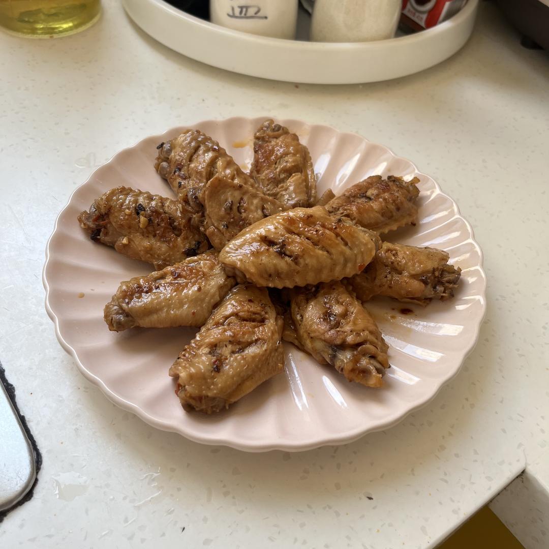 外婆教我的红烧鸡翅·连汤汁都狠好吃！！！