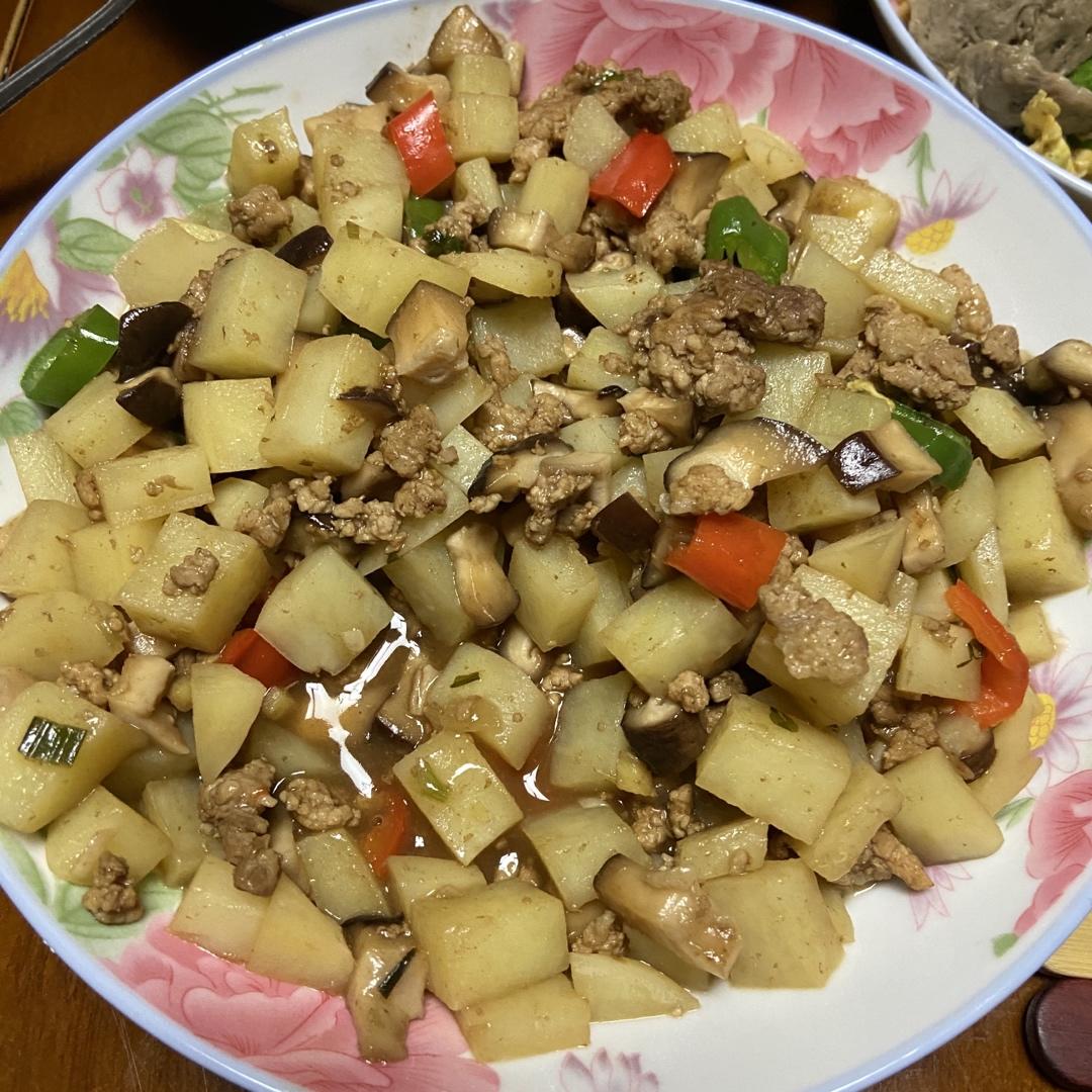 ㊙️香菇土豆肉沫拌饭❗️比外卖还好吃