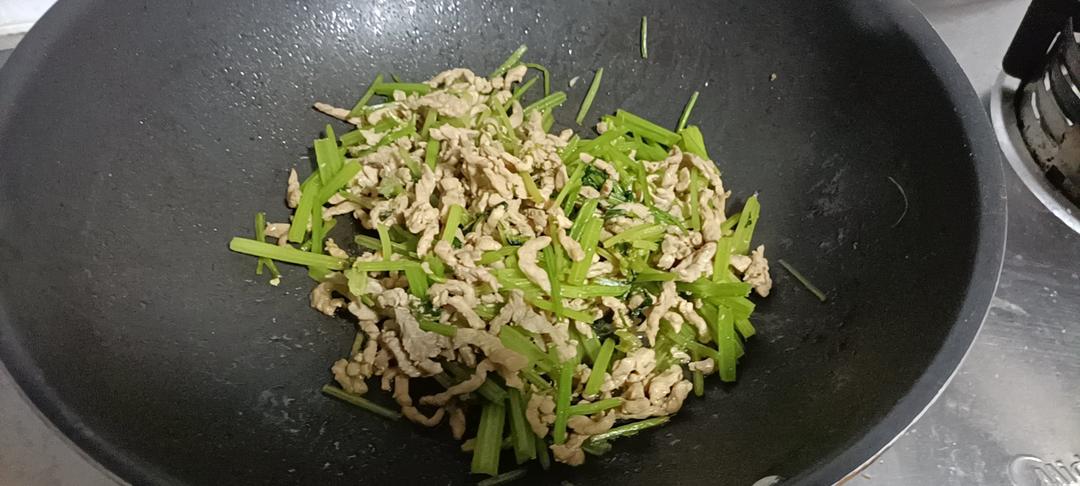 芹菜炒肉丝