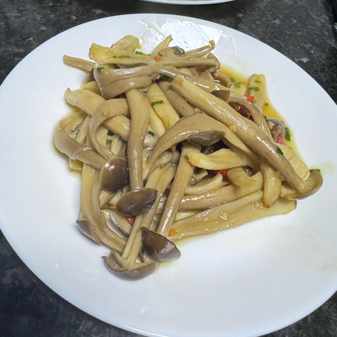 清炒鹿茸菇