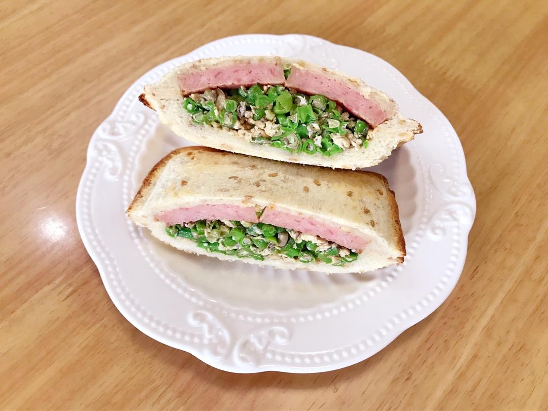 风靡美食圈的热压三明治