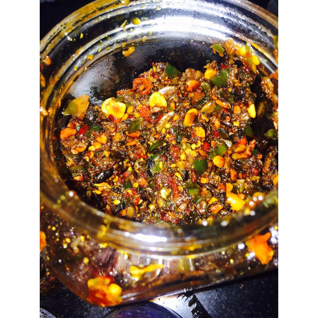 秘制牛肉香菇辣椒酱