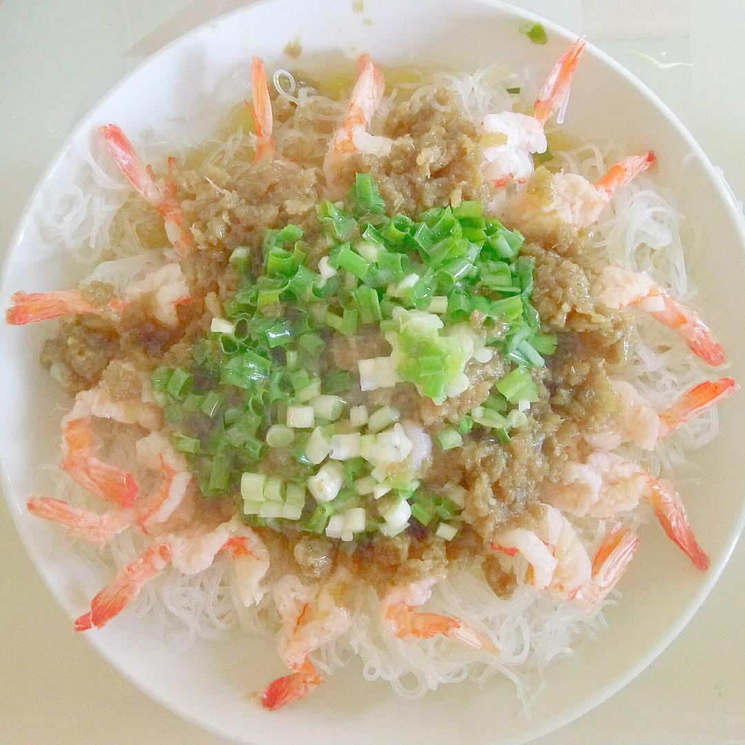 蒜蓉粉丝蒸大虾