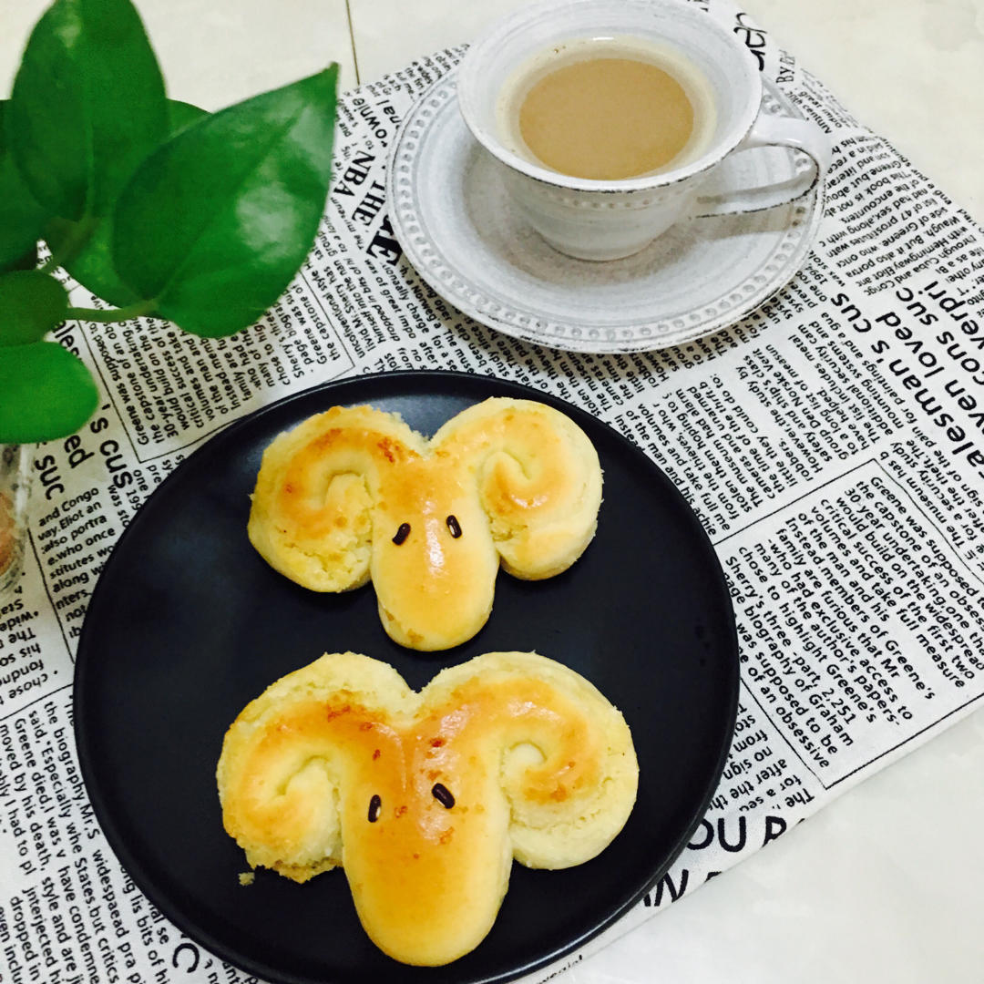 羊羊羊 🐏 椰蓉小面包、一次就成功‼️