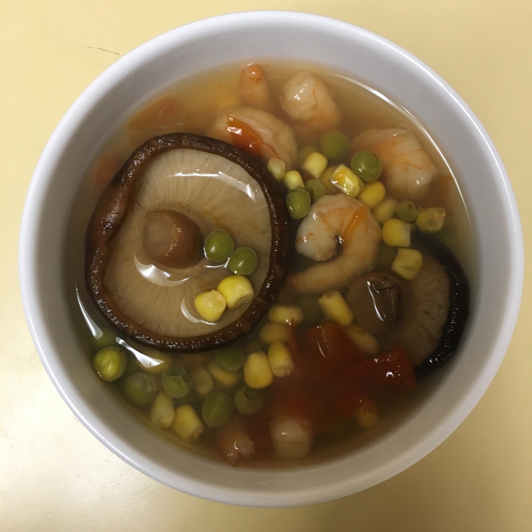健身减脂好喝的懒人香菇蔬菜虾汤！（电饭煲或锅煮）