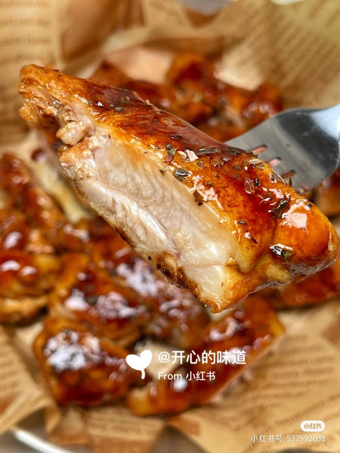 香煎鸡腿肉|马克西姆巴斯克多功能锅的做法