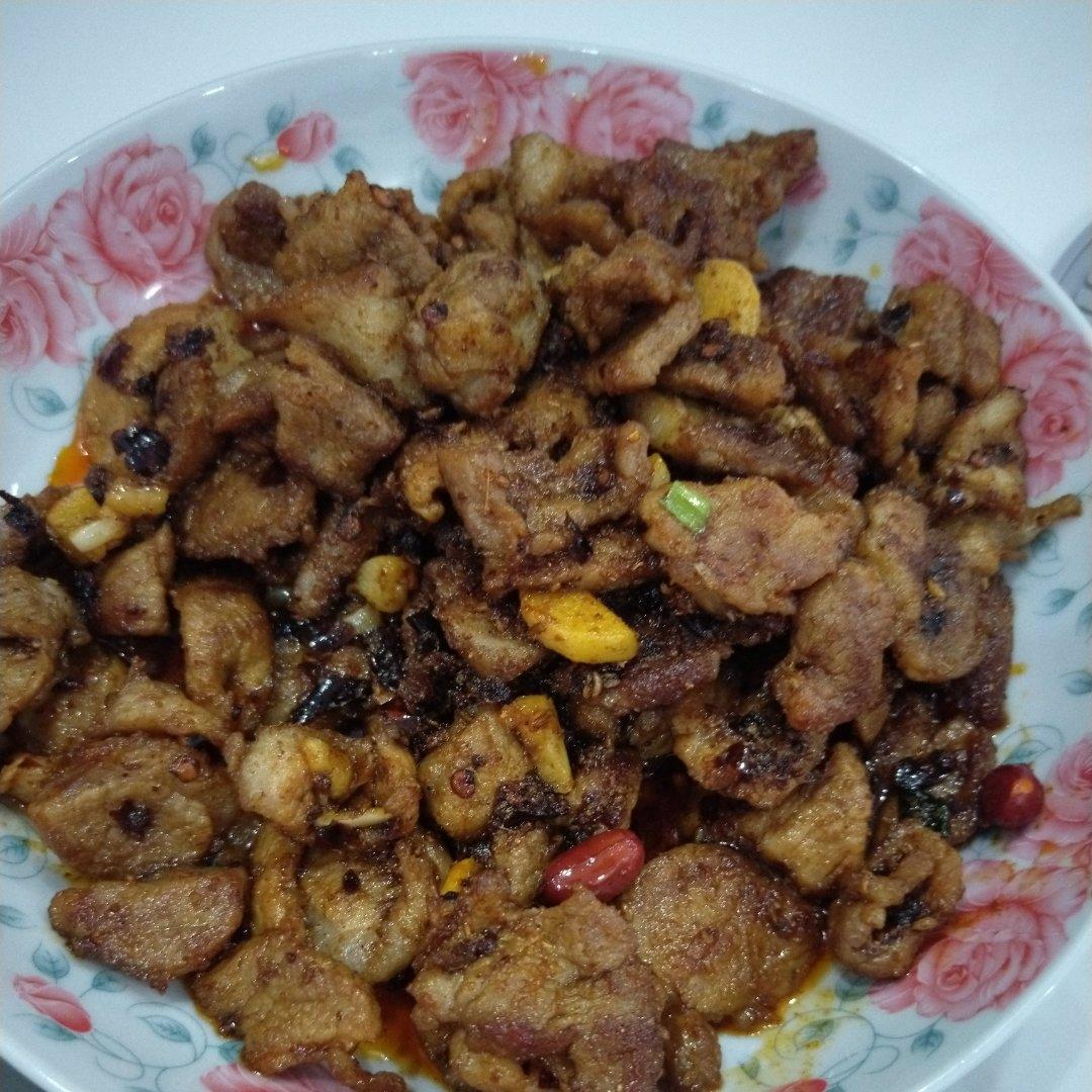 “椒盐五花肉” 一口炒锅就能吃到烧烤
