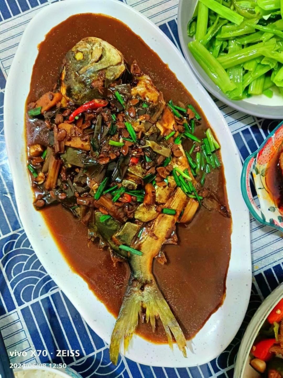 💯快手-肉沫烧汪丫鱼