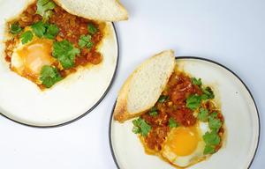 番茄焗蛋Shakshuka，一家人的周末brunch的做法 步骤3